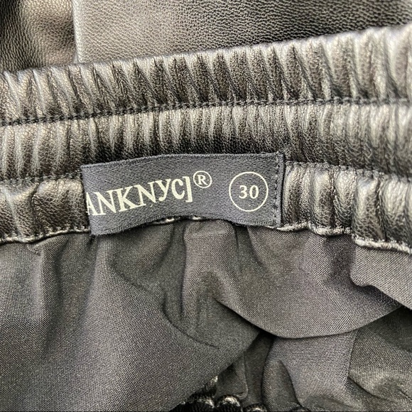 Blank NYC Black Faux Leather Relaxed Fit Jogger Size 30 - Picture 14 of 16